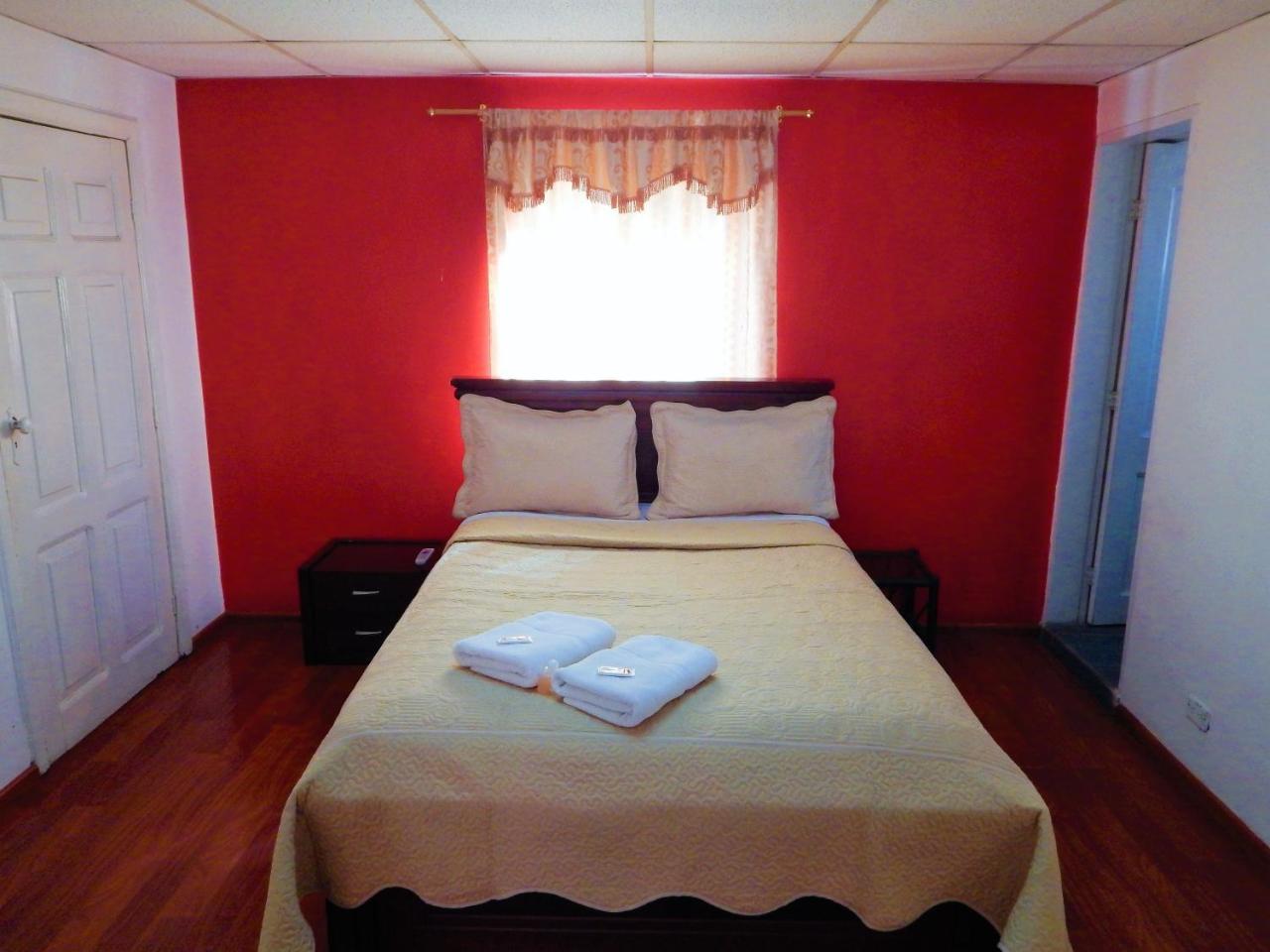 Hostal Imperial Quito Dış mekan fotoğraf