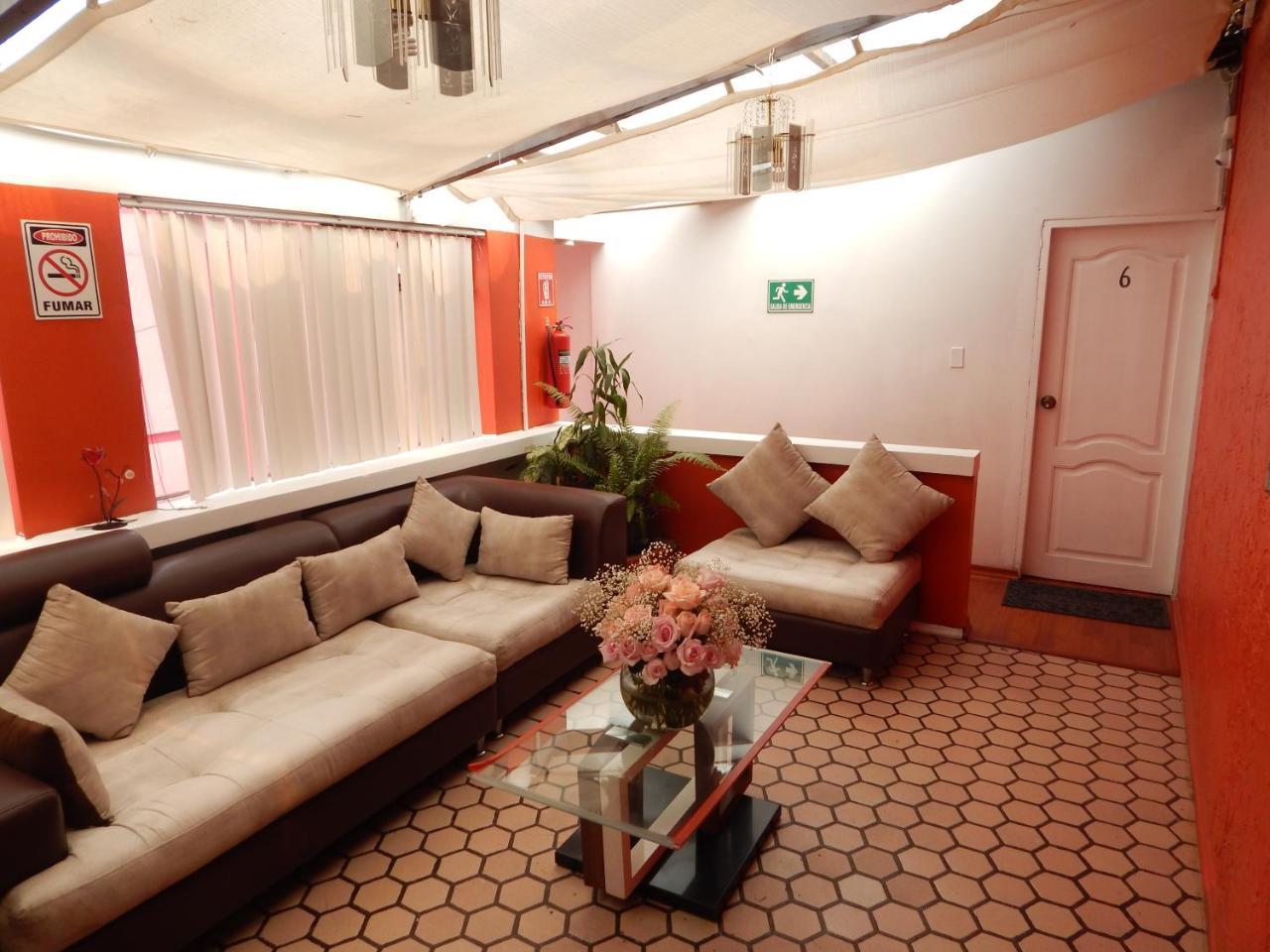 Hostal Imperial Quito Dış mekan fotoğraf